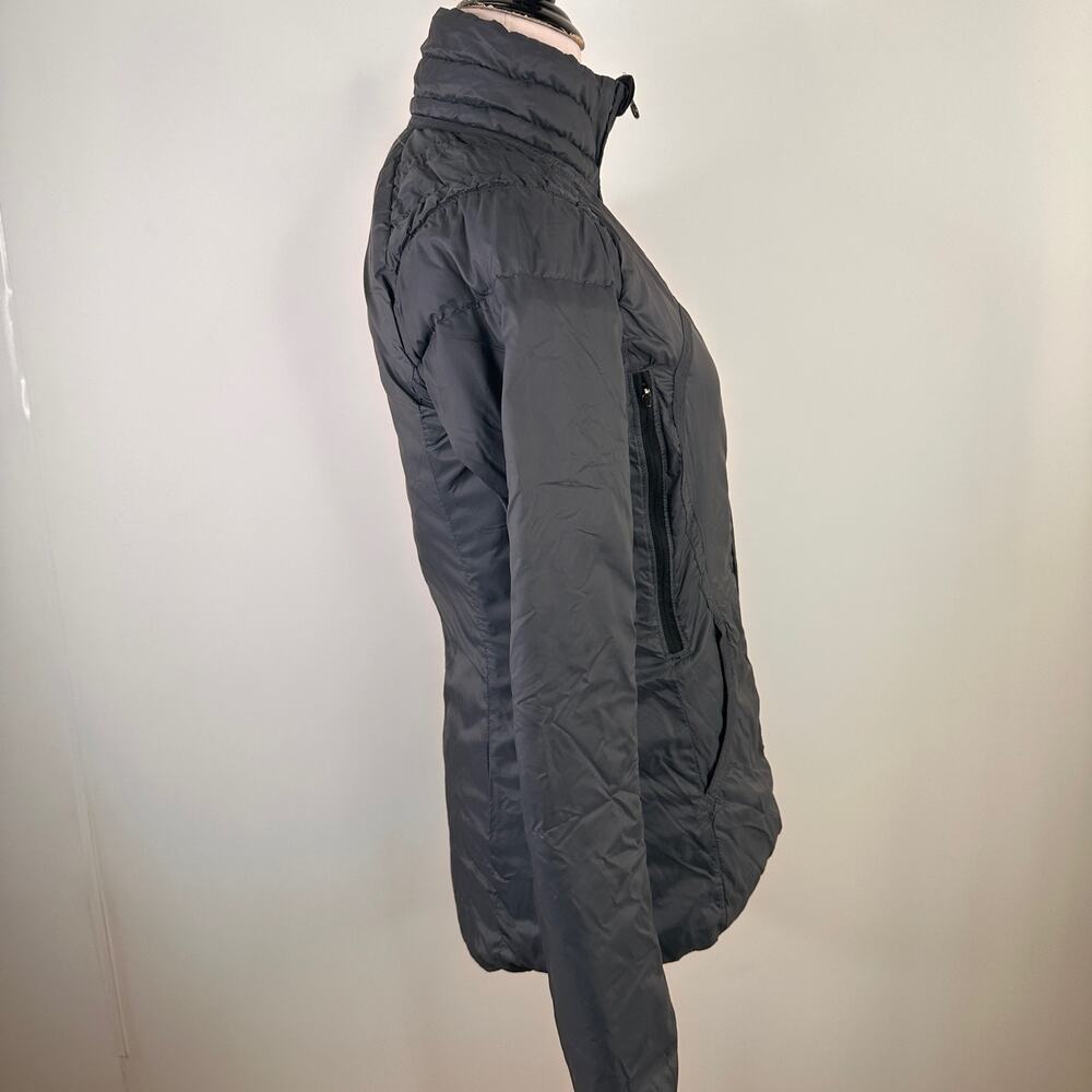 Lululemon Run Turn Around Women's Black Gray Reversible Jacket - Picture 3 of 11